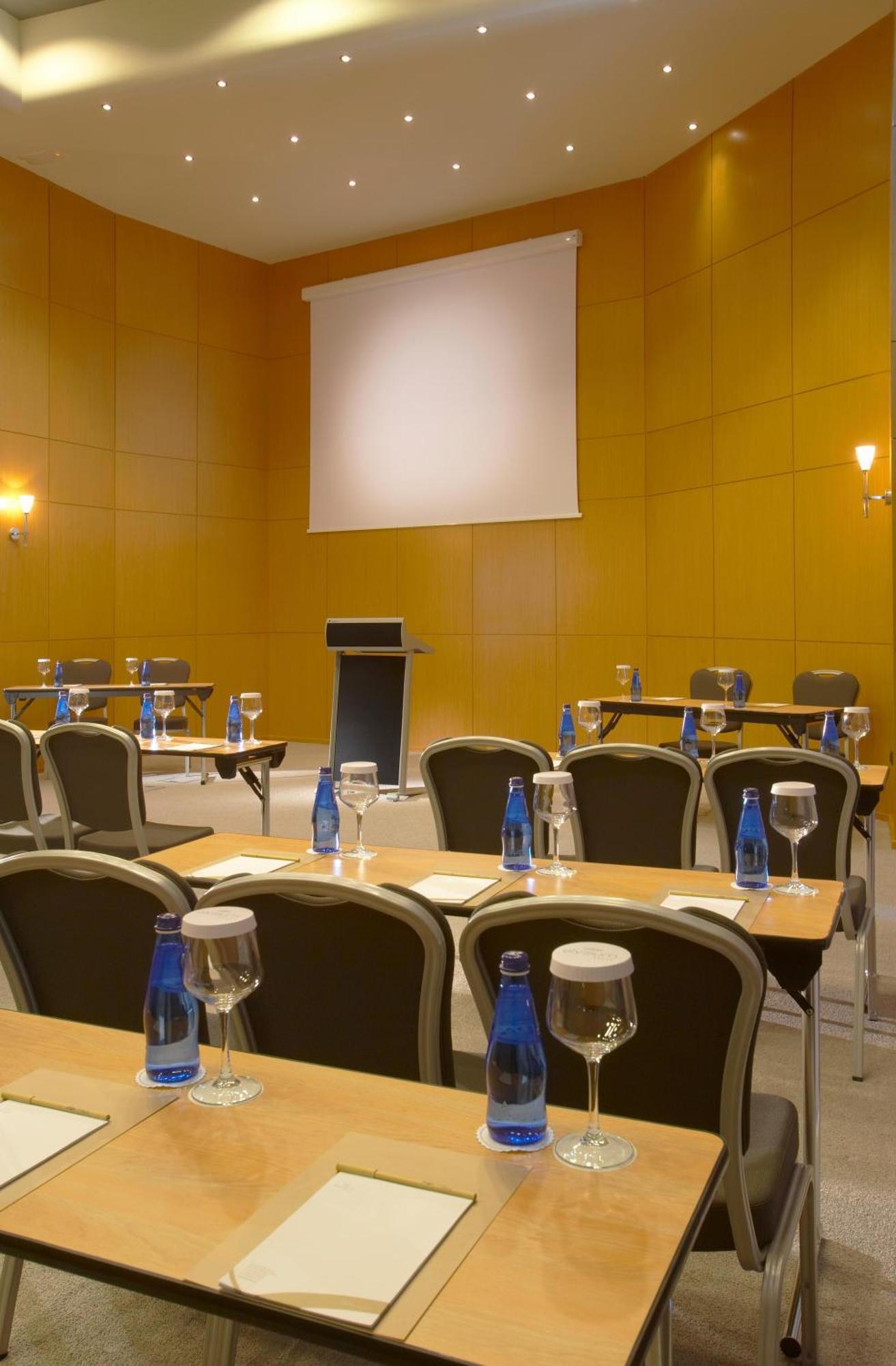 Otel Elysium & 5*