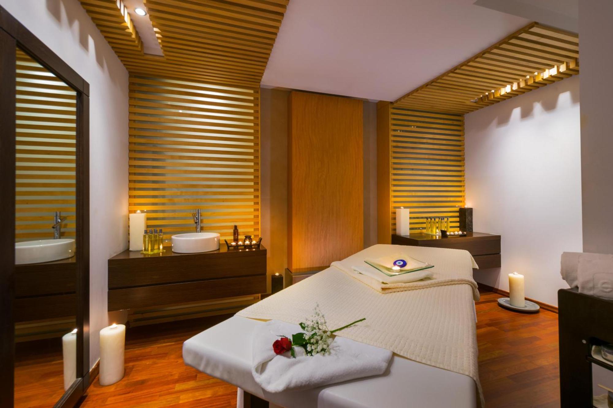 Elysium & Hotel 5*